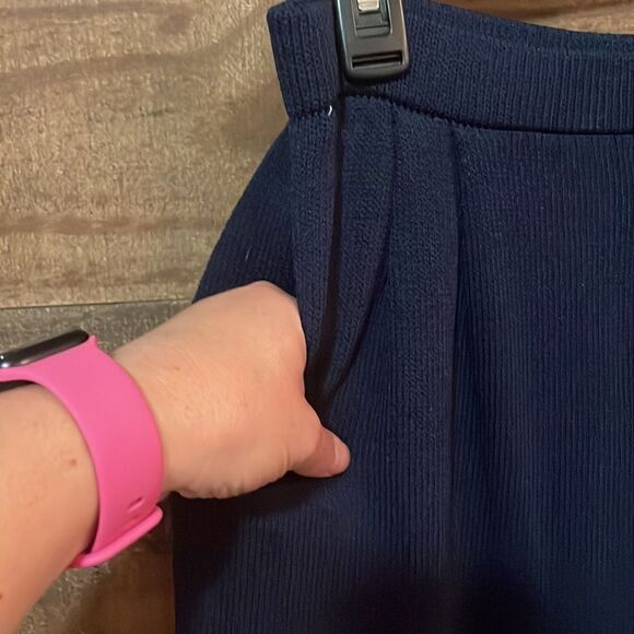 St. John Basics Navy Blue Santana Knit Wide Leg Pleated Pants - Picture 6 of 9